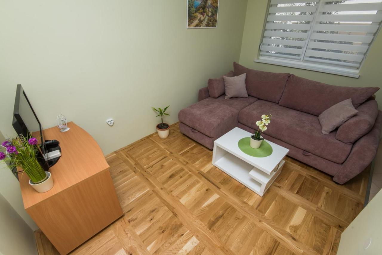 Apartman Na Stanovima Zara Esterno foto